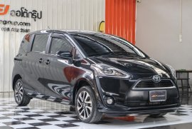 🔥ฟรีทุกค่าดำเนินการ🔥 Toyota Sienta 1.5 V ปี2019 Wagon 